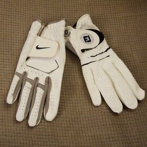 Set of 2 womens golf glove - Nike and FootJoy